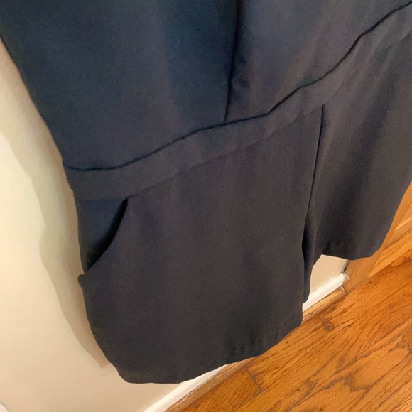 BR Romper Black Dressy Shorts Jumpsuit Onepiece - Picture 2 of 9